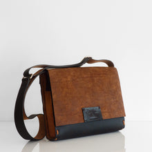 Load image into Gallery viewer, CARTELLA REGATA