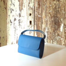 Load image into Gallery viewer, CLUTCH