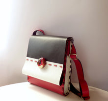 Load image into Gallery viewer, CARTELLA LAGUNA