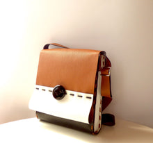 Load image into Gallery viewer, CARTELLA LAGUNA