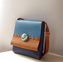 Load image into Gallery viewer, CARTELLA LAGUNA