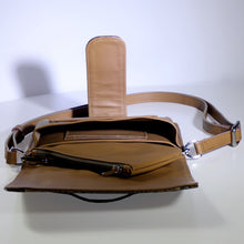 Load image into Gallery viewer, PRECIOUS WALLET